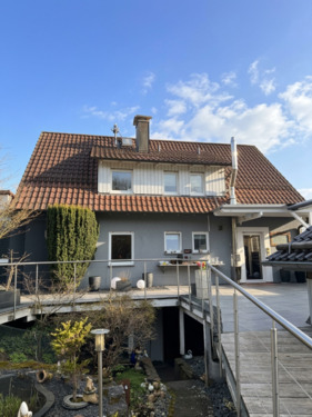 Foto - Ihr neues Familienglück: Viel Platz, Traumgarten & Achalmblick