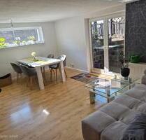 76 m² 3-Zimmer Souterrainwohnung EBK Kamin Garten - Leipzig Nord