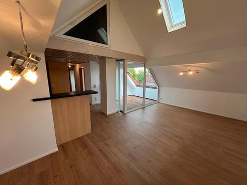 Foto - Singlewohnung Dachgeschosswohnung 3 Zimmer zu vermieten