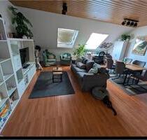 Helle Dachgeschosswohnung in MüSa– 60 m² ab 01.10. frei - Münster-Sarmsheim
