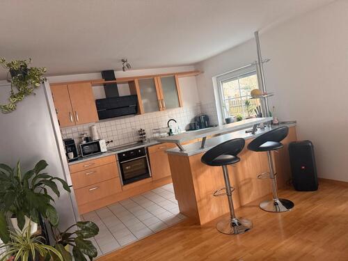 Foto - 2½-Zimmer-Wohnung zu vermieten - 950,00&nbsp;EUR Kaltmiete, ca.&nbsp; 80,00&nbsp;m&sup2;