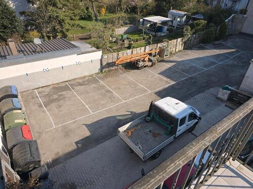 Foto - Stellplatz in KA-Mühlburg – Ideal für Wohnwagen & Oldtimer