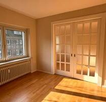 Südausrichtung | Balkon zum grünen Innenhof | Altbau-Charme 47051 - Duisburg