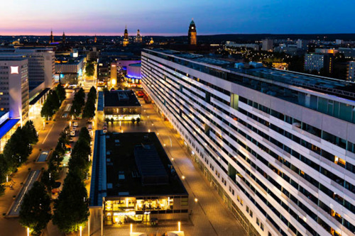 Foto - City-Feeling pur – stilvolle modernisierte 2-Raum-Wohnung mit Aussicht!