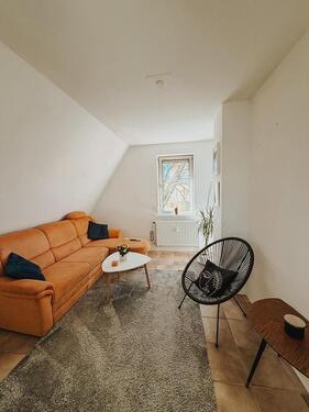 Foto - Dachwohnung auf Zeit im Grünen - 750,00&nbsp;EUR Kaltmiete, ca.&nbsp; 65,00&nbsp;m&sup2;
