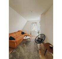 Dachwohnung auf Zeit im Grünen - 750,00&nbsp;EUR Kaltmiete, ca.&nbsp; 65,00&nbsp;m&sup2; in Delligsen (PLZ: 31073)