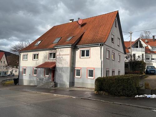 Foto - Großzügiges Zweifamilienhaus als Renditeobjekt