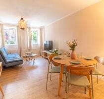 Sanierte 4 Zimmer Wohnung auf Erbpachtgrundstück - Östringen