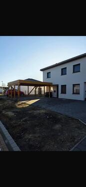 Foto - Exklusive DHH in ruhige Lage - 1.300,00&nbsp;EUR Kaltmiete, ca.&nbsp; 130,00&nbsp;m&sup2;