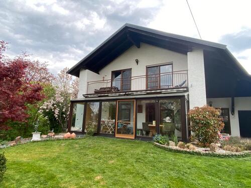 Foto - Einfamilienhaus zu vermieten - 1.700,00&nbsp;EUR Kaltmiete, ca.&nbsp; 146,00&nbsp;m&sup2;
