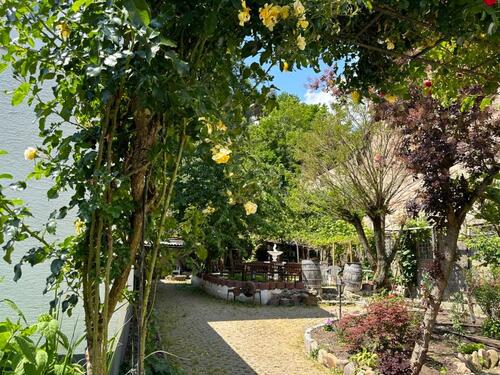 Foto - Helle 3-Zi-Wohnung (80 m²) mit großem Balkon & Gemeinschaftsgarte