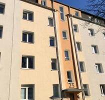 Schöne 2-Zimmer-Wohnung im DG ohne Aufzug! - Mannheim Almenhof