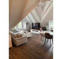 Stilvolle Dachgeschosswohnung mit Loft-Charakter in Urbach