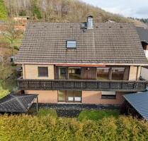 Große Familienwohnung Olpe - 2 Etagen mit Balkon & Garage