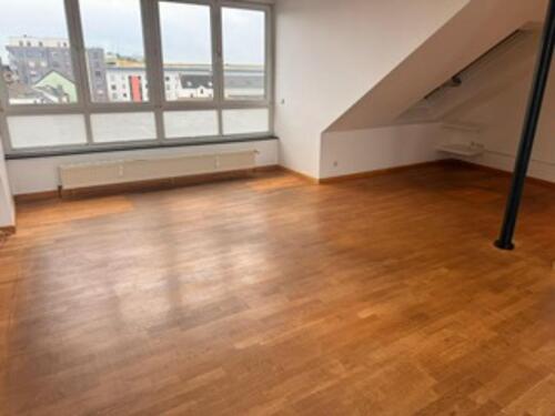 Foto - Etagenwohnung mit 100,00 m&sup2; in Köln zur Miete