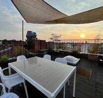 Exklusive 3-Zimmer-Wohnung mit großer Dachterrasse über den Dächern Berlins