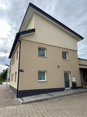 Foto - Modernisiertes Einfamilienhaus mit neuem DG - provisionsfrei