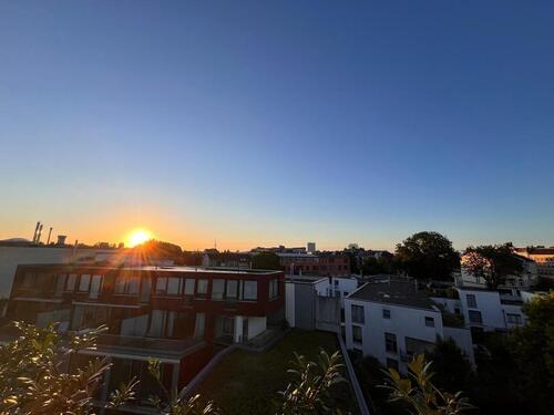 Foto - Ottensen: Möbliertes Penthouse mit offener Küche & Weitblick,