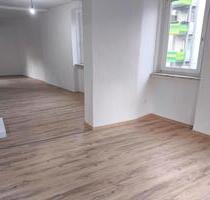 große 1 - 2 Zimmer Wohnung 75m2 in Pfersee - Augsburg große 1 - 2 Zimmer Wohnung 75m2 in Pfersee - Augsburg