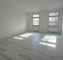 moderne vollständig sanierte, klimatisierte 2,5-Raum-Wohnung im 2. Obergeschoss - zentral in Spremberg gelegen