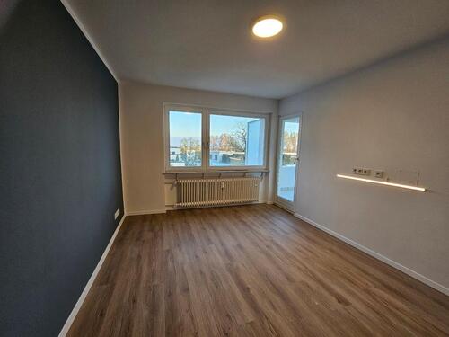 Foto - Bad Soden Elegante 2-Zimmer-Wohnung im 3. OG mit Balkon