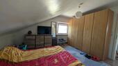 Foto - Dachgeschosswohnung 3zimmer - 1.300,00&nbsp;EUR Kaltmiete, ca.&nbsp; 75,00&nbsp;m&sup2;
