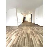 4,5 ZIMMERWOHNUNG – TOP renoviert, 2 Bäder, Weitblick und BESTE Lage - Feldkirchen