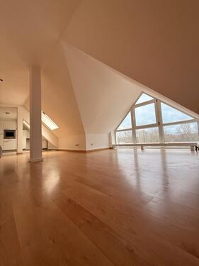 Foto - Gemütliche 3-Raum DG-Whg. mit EBK und Stellplatz