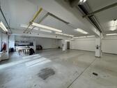 Foto - Moderne Gewerbeeinheit für Firma EG Produktion Büro Einfahrt