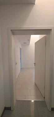 Foto - Moderne 3 Zimmer mit Balkon & Fußbodenheizung – WBS erforderlich