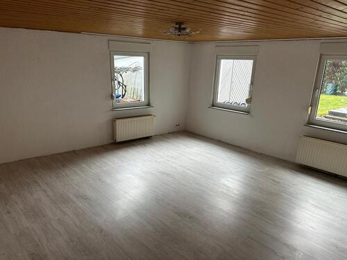 Foto - 3- Zimmer Wohnung - 735,00&nbsp;EUR Kaltmiete, ca.&nbsp; 70,00&nbsp;m&sup2;