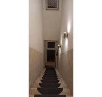 Hausmeisterwohnung 3-Zimmer - 670,00&nbsp;EUR Kaltmiete, ca.&nbsp; 75,00&nbsp;m&sup2; in Solingen (PLZ: 42655) Mitte