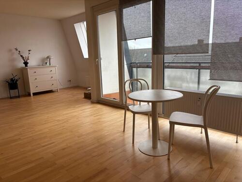 Foto - 2 Zimmer Dachgeschoßwohnung zur Miete in Berlin