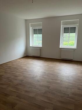 Foto - Erstbezug nach Sanierung! Die Knopfstadt ruft nach Dir!
