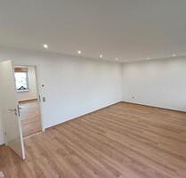 Wunderschöne 4-Zimmer-Wohnung nach Kernsanierung zum Erstbezug - Ampfing