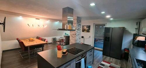 Foto - Einfamilienhaus mit Garten und Stellplatz