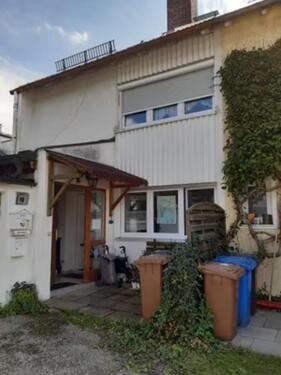 Foto - WG Zimmer - 570€ Warmmiete, voll möbiliert, für Frauen