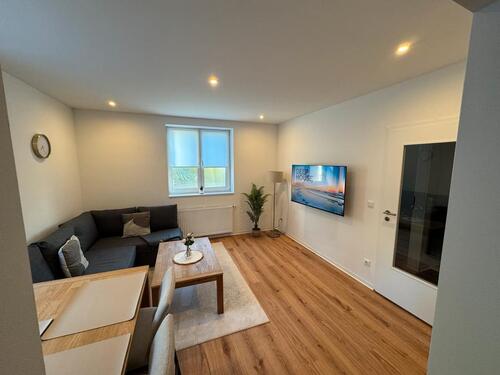 Foto - Möblierte Wohnung (Kernsaniert in Empelde) 950,00€ Warm