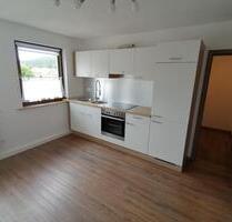 Schöne, günstige, helle, 2014 kernsan. 2Zi Wohnung - Ebrach