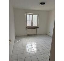 Ein Zimmer Wohnung in Hanau - 650,00&nbsp;EUR Kaltmiete, ca.&nbsp; 35,00&nbsp;m&sup2; in Offenbach am Main (PLZ: 63073) Bieber