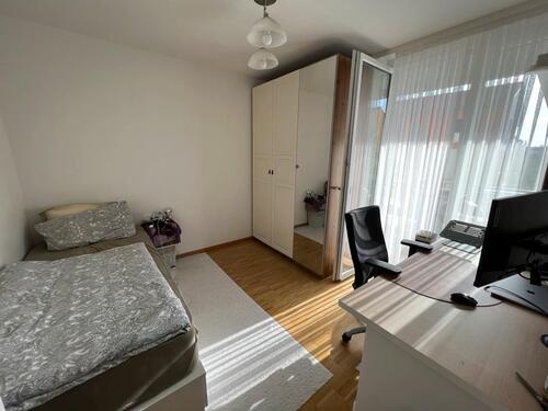 Foto - WG-Zimmer in 3 Zimmer-Wohnung in München Am Hart (ab 01.11.25)