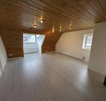 3 Zimmer DG-Wohnung in Heidenoldendorf mit Blick ins Grüne - Detmold Hakedahl