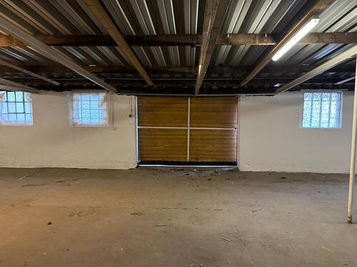 Foto - Lagerhalle, Werkstatt, Oltimerhalle usw. an
