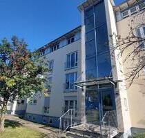 Erstbezug nach Sanierung - große, helle 3 Raum Wohnung mit Terrasse - Zwickau Zwickau-West