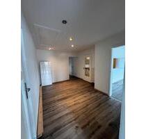 4,5 Zimmer Wohnung in Delmenhorst | Gute Lage | Bremer Str. 38 - Brake (Unterweser)