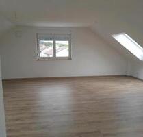 2 Zimmer Dachgeschoss Wohnung - 848,00&nbsp;EUR Kaltmiete, ca.&nbsp; 53,00&nbsp;m&sup2; in Pfaffenhofen an der Ilm (PLZ: 85276)