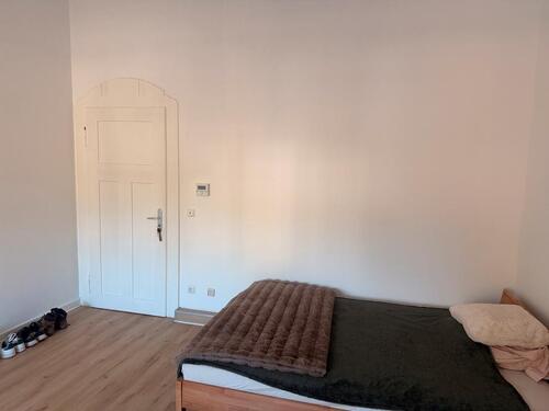 Foto - Möbliertes WG Zimmer ab Mitte April