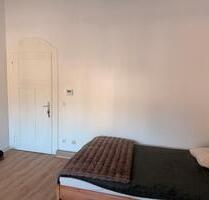 Möbliertes WG Zimmer ab Mitte April - Wiesbaden Biebrich