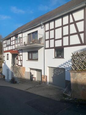 Foto - 8 Zimmer Mehrfamilienhaus, Wohnhaus zum Kaufen in Gilserberg