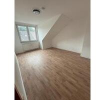 Dachgeschoss Wohnung 3 Zimmer - 860,00&nbsp;EUR Kaltmiete, ca.&nbsp; 75,00&nbsp;m&sup2; in Duisburg (PLZ: 47139) Beeck